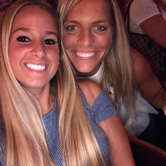 Meet your Posher, Dana - Picture 1 of 1