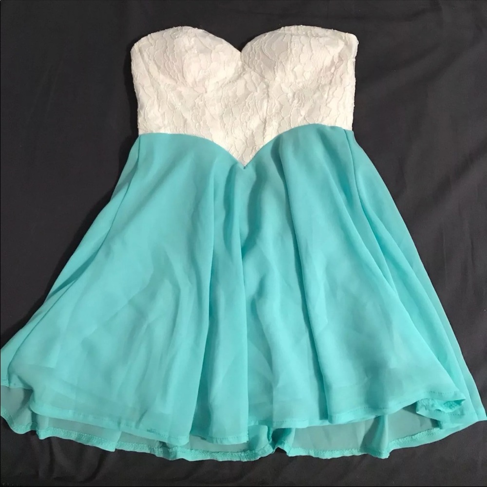 “Perfect family dress (mint)”