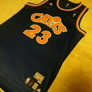 LeBron James Cavalier jersey