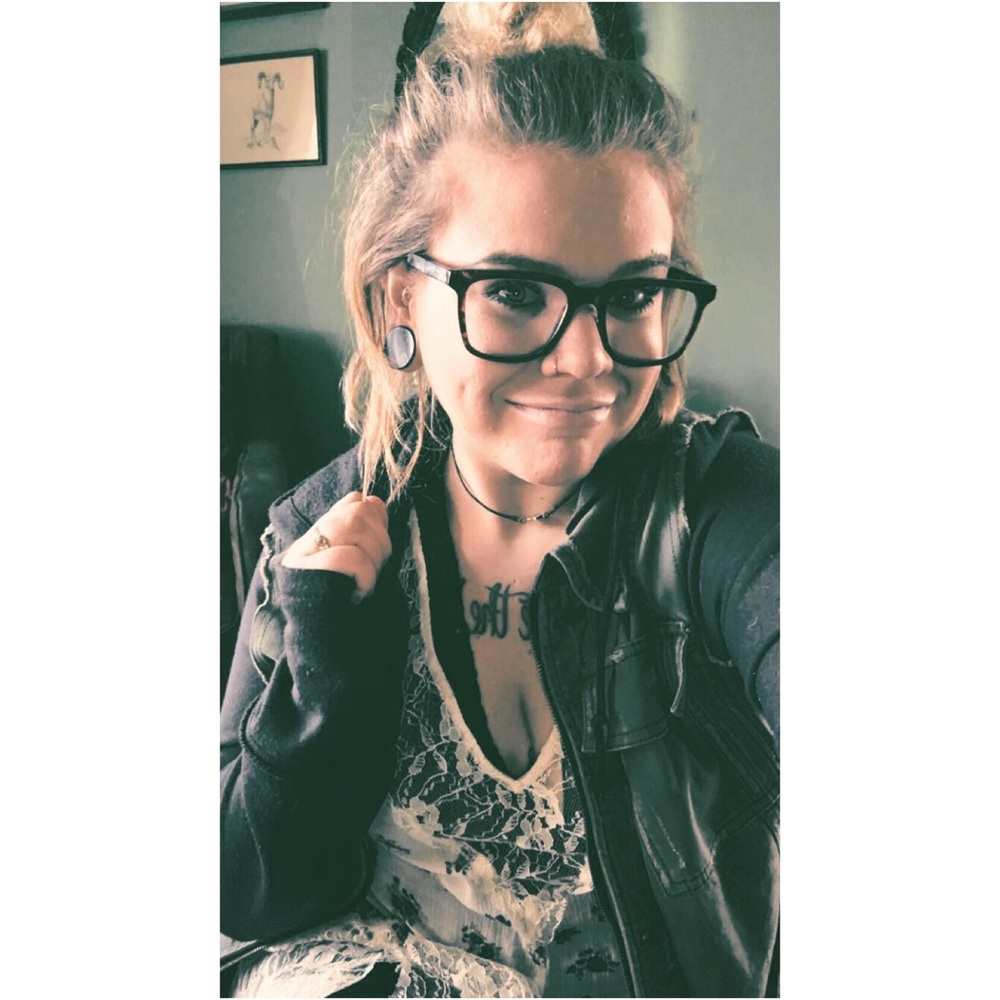 Meet your Posher, Katie