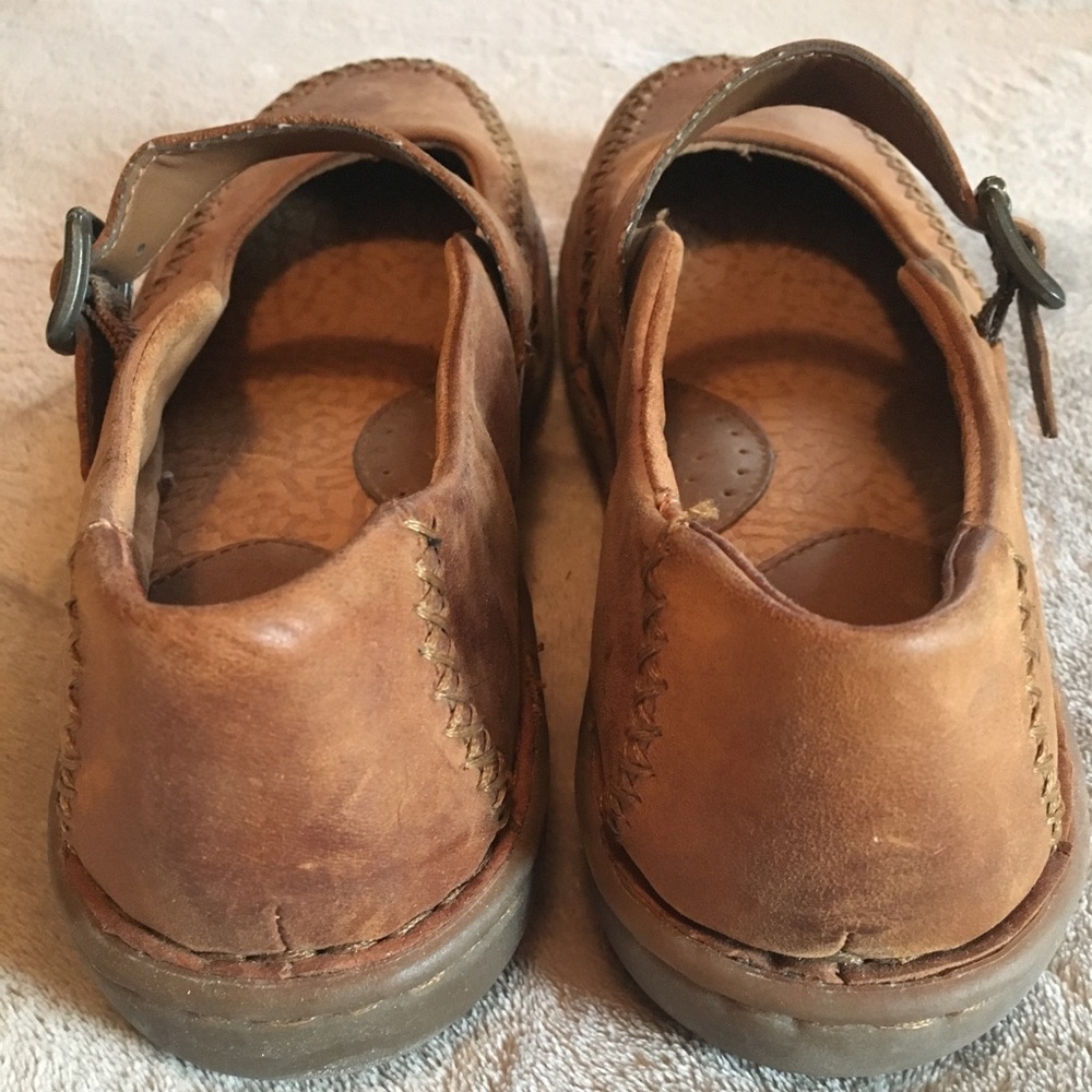 Shoes - Picture 3 of 4