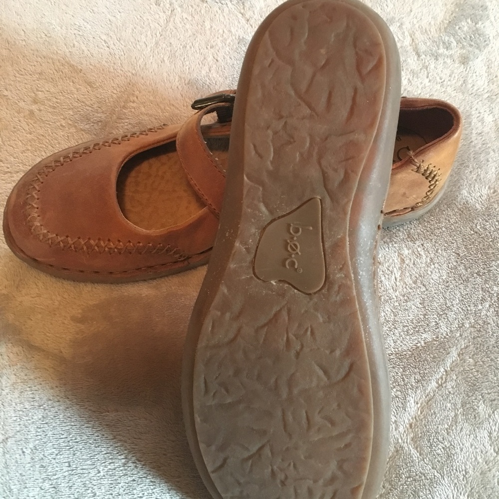 Shoes - Picture 4 of 4