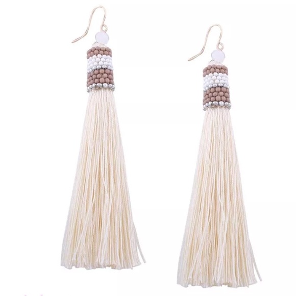 🐾PAWSitively Posh Boutique 🐾 Jewelry - Bohemian beaded trendy long tassel drop earrings