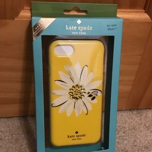 BNWT Kate Spade Daisy IPhone 7 case