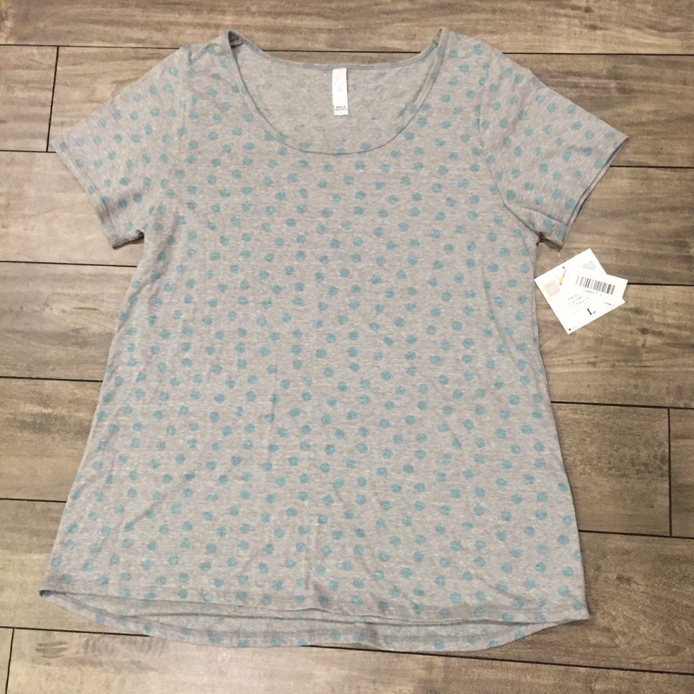 NWT LuLaRoe Classic Tee