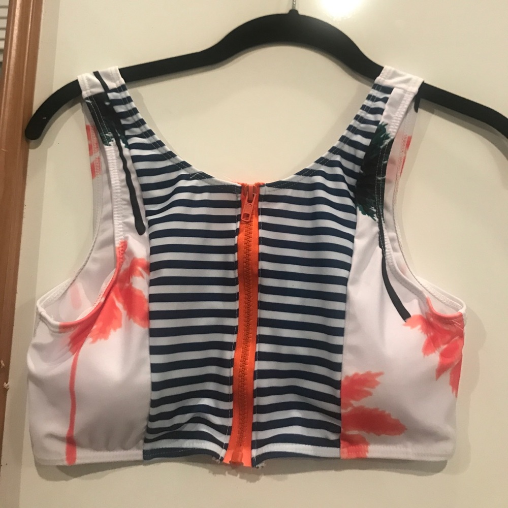 Bathing suit