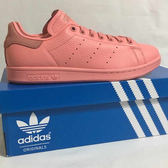 STAN SMITH UPDATED WITH FRESH COLORS / RAW PINK - Picture 2 of 8