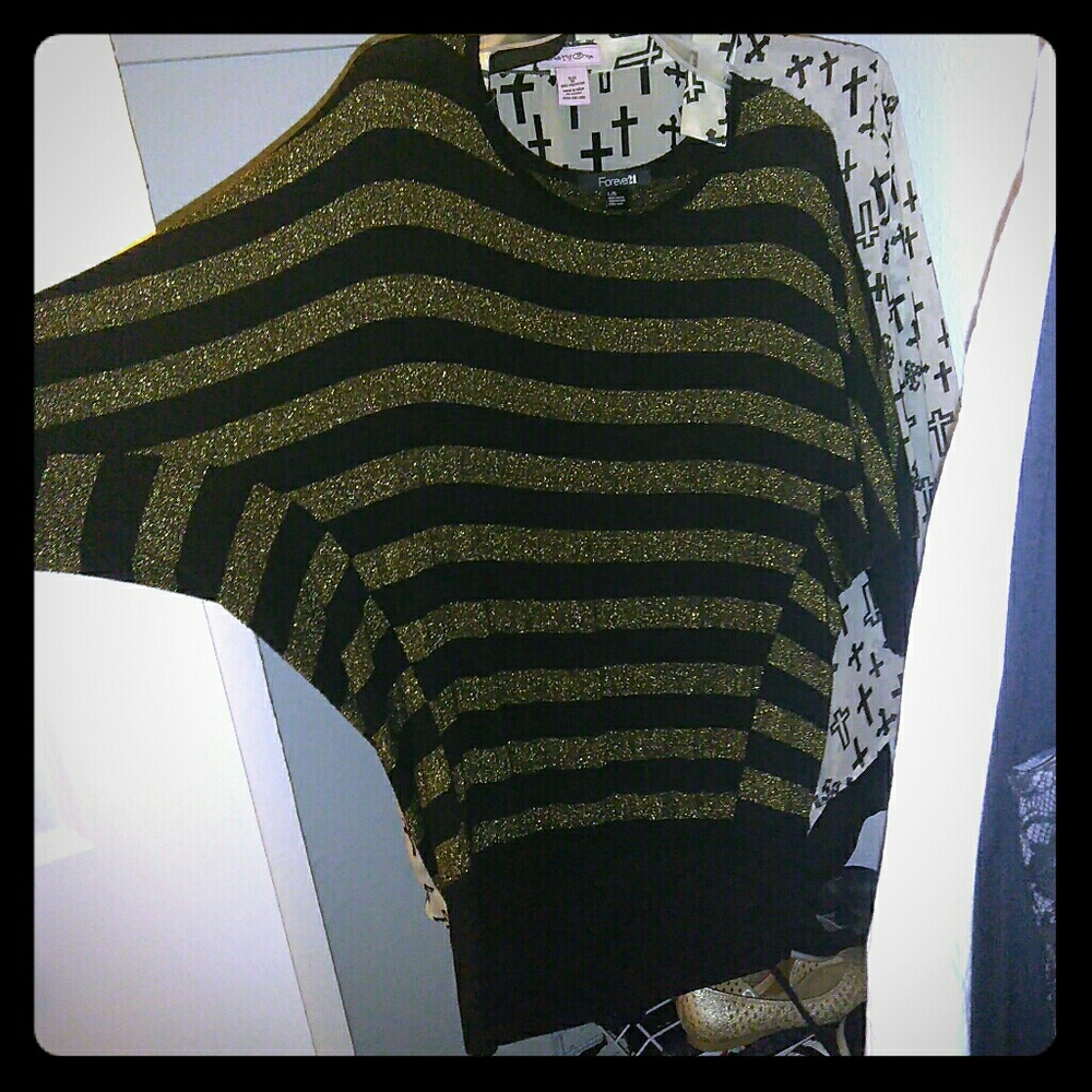Fotever21 sweater