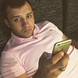 Meet your Posher, Dan