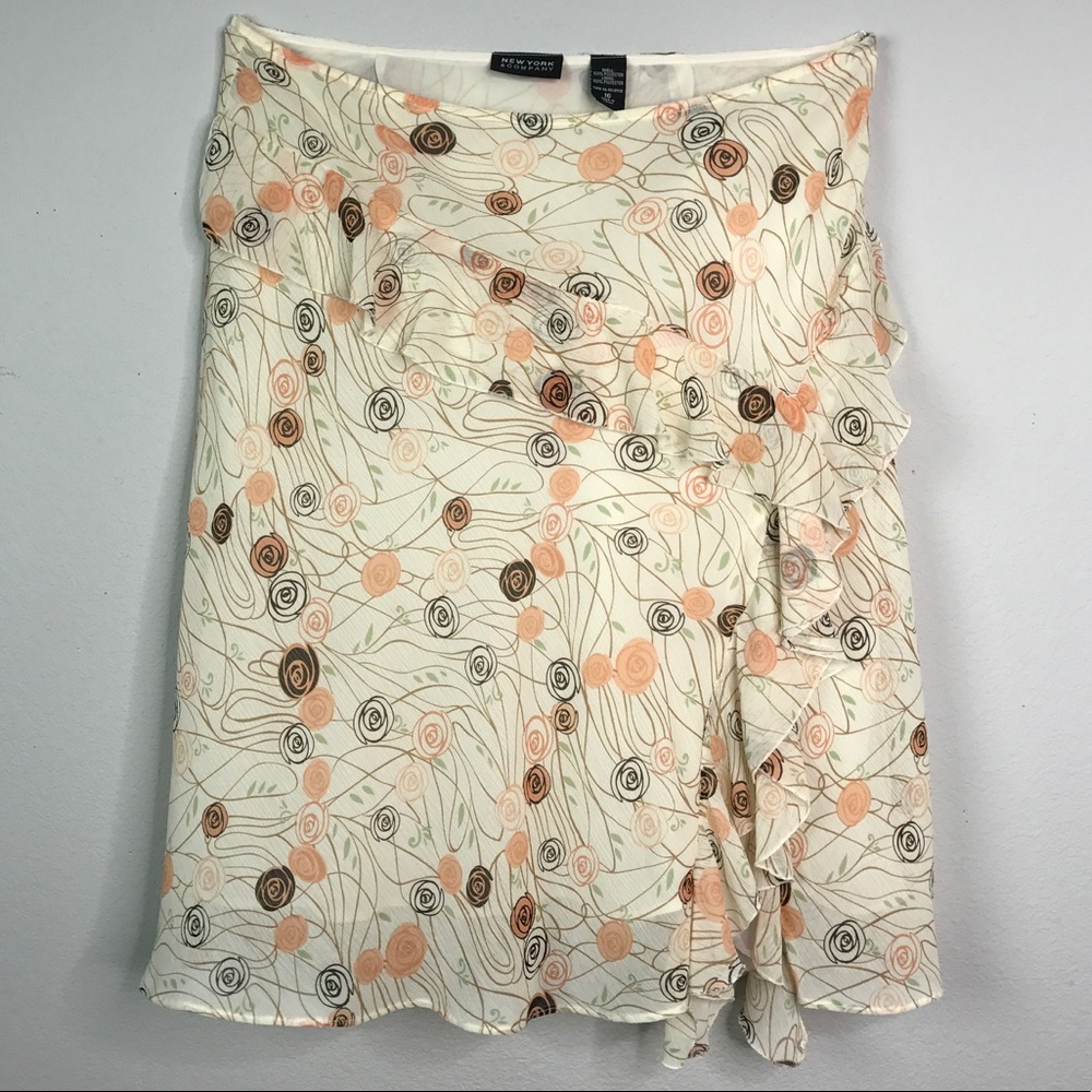 🎉Price Drop Gypsy Ruffle SKIRT BY New York & Co
