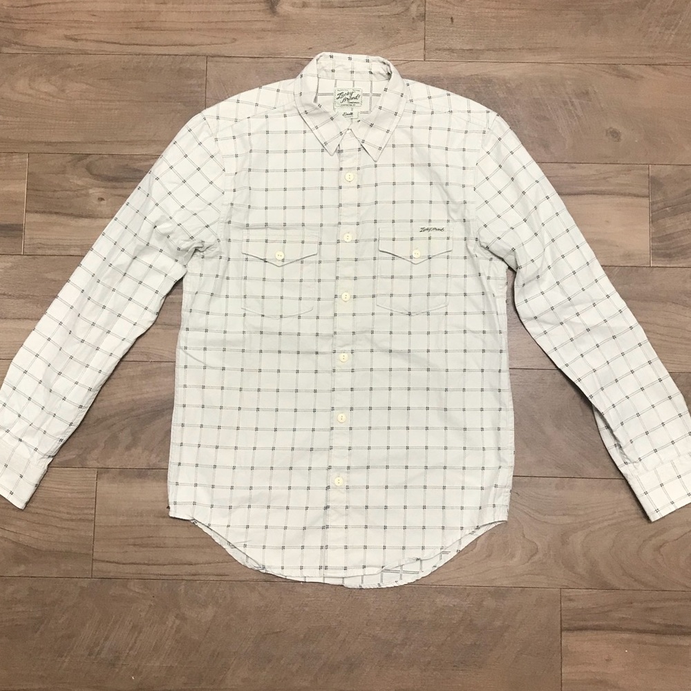 ✔️Lucky Brand Button Down✔️