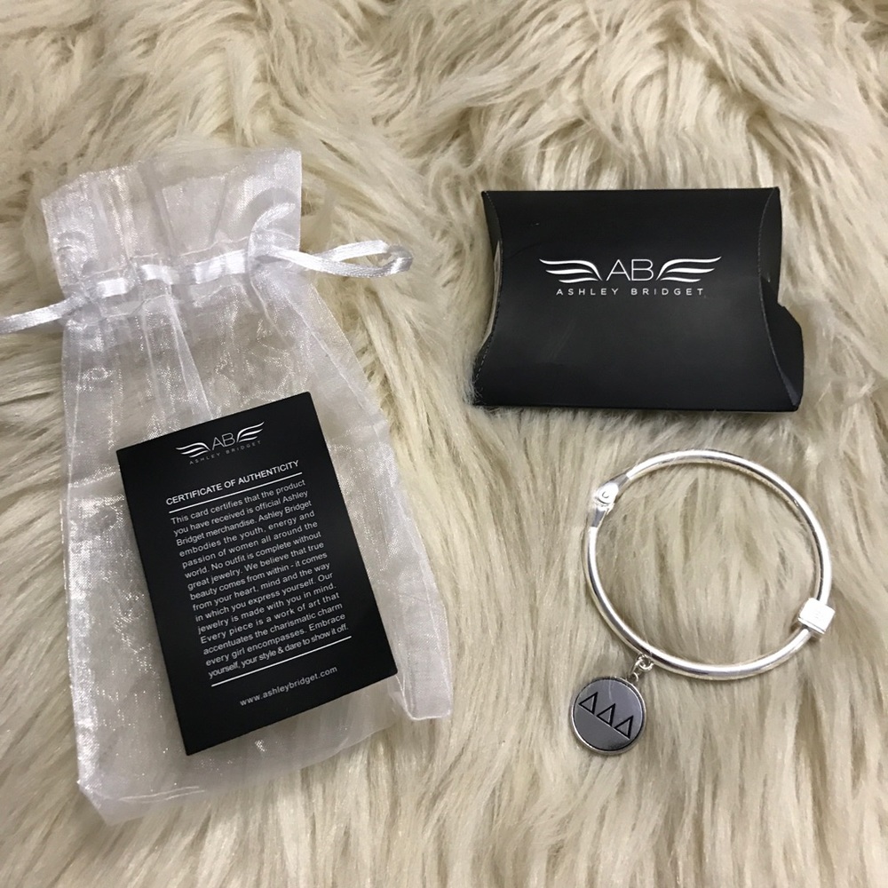 Ashley Bridget sorority engraved charm bracelet - Picture 1 of 5