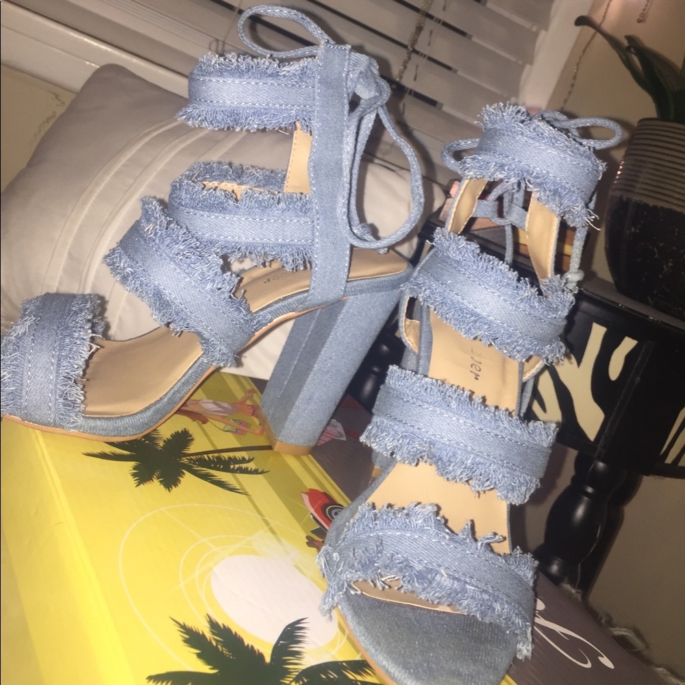 Distressed Jean booties
