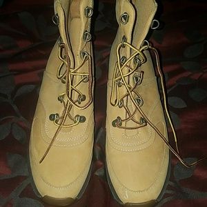 Wedge heeled Timberland boots