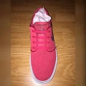 BRAND NEW MENS Size 8 Nike SB Stephan Janoski's