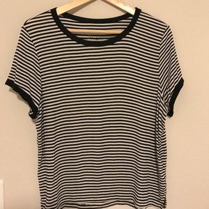 $9 SALE! American Eagle Soft & Sexy Tee
