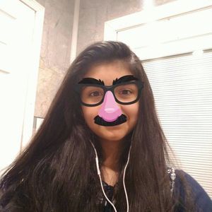 Meet your Posher, Fatima