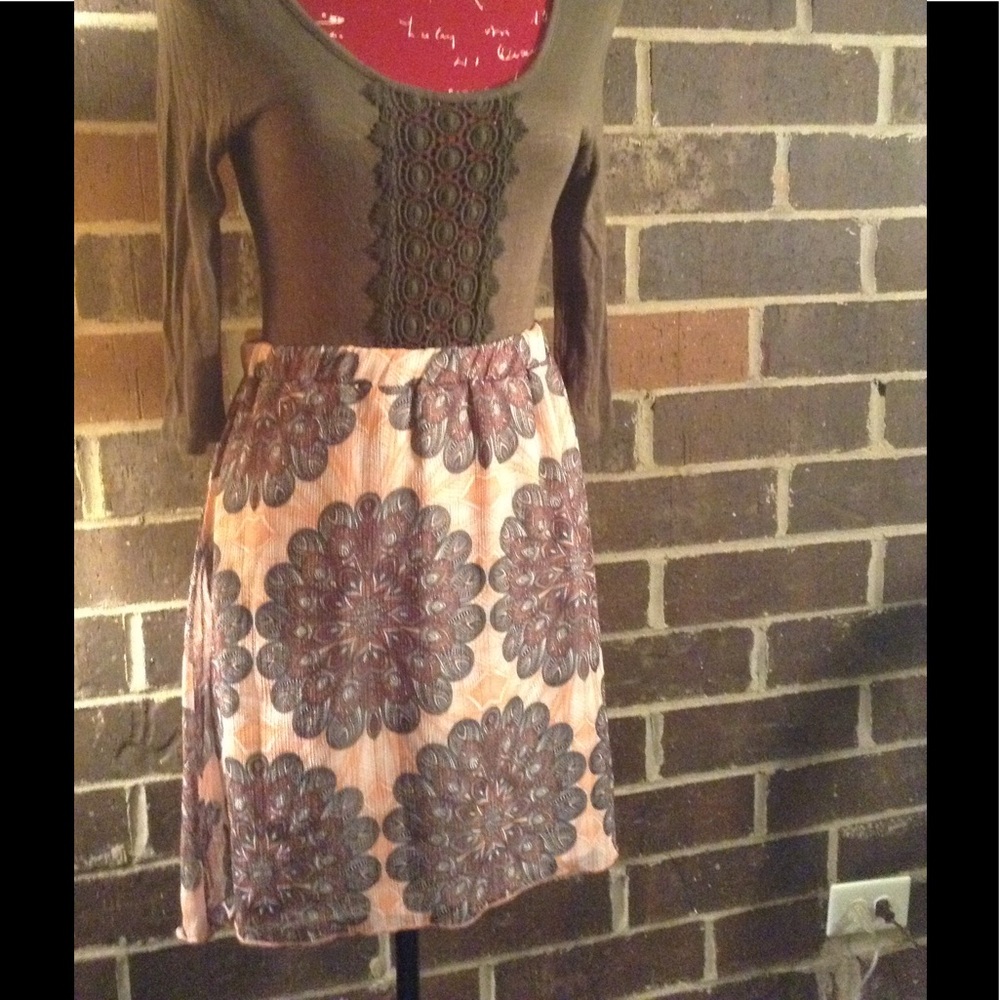 Cato beautiful skirt 🌺🌷💐