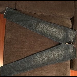Frankie B. jeans