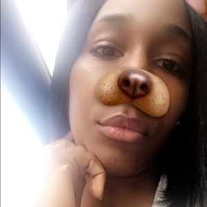 Meet your Posher, Yohenny