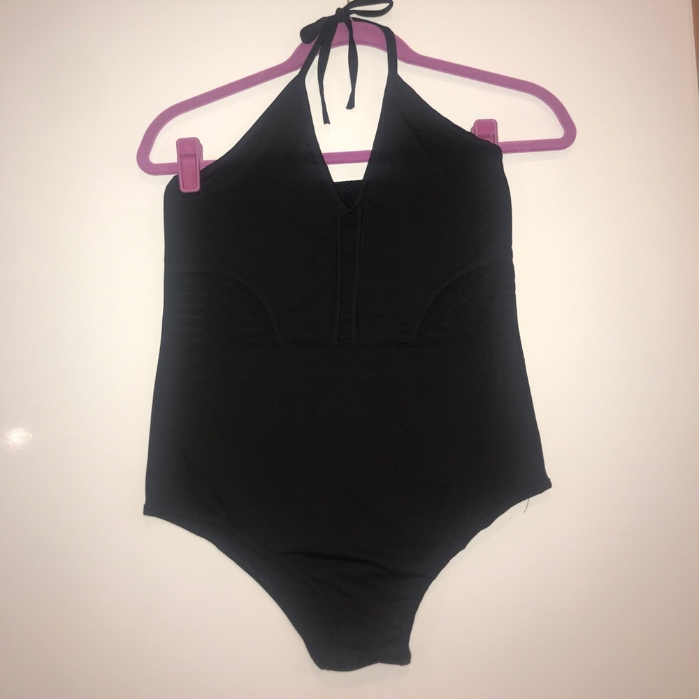Bathing suit