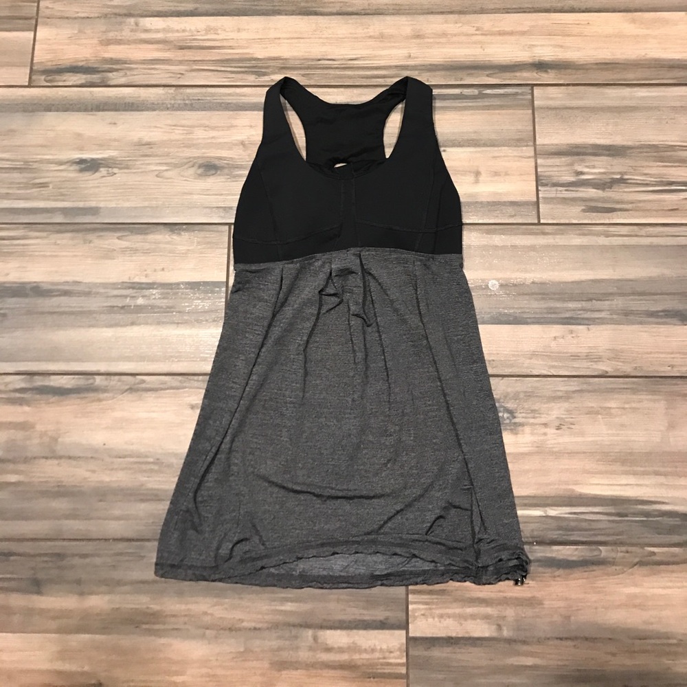 Lululemon Run Your Heart Out top size 4
