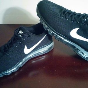 Nike Flyknit Air Max!!