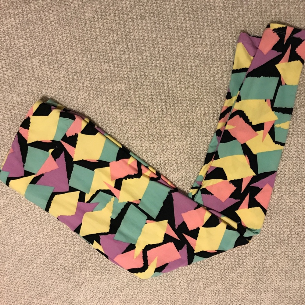 Lularoe Leggings - Tall & Curvy - NWOT
