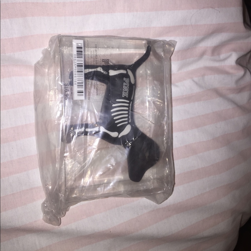 victoria secret pink collectable dog