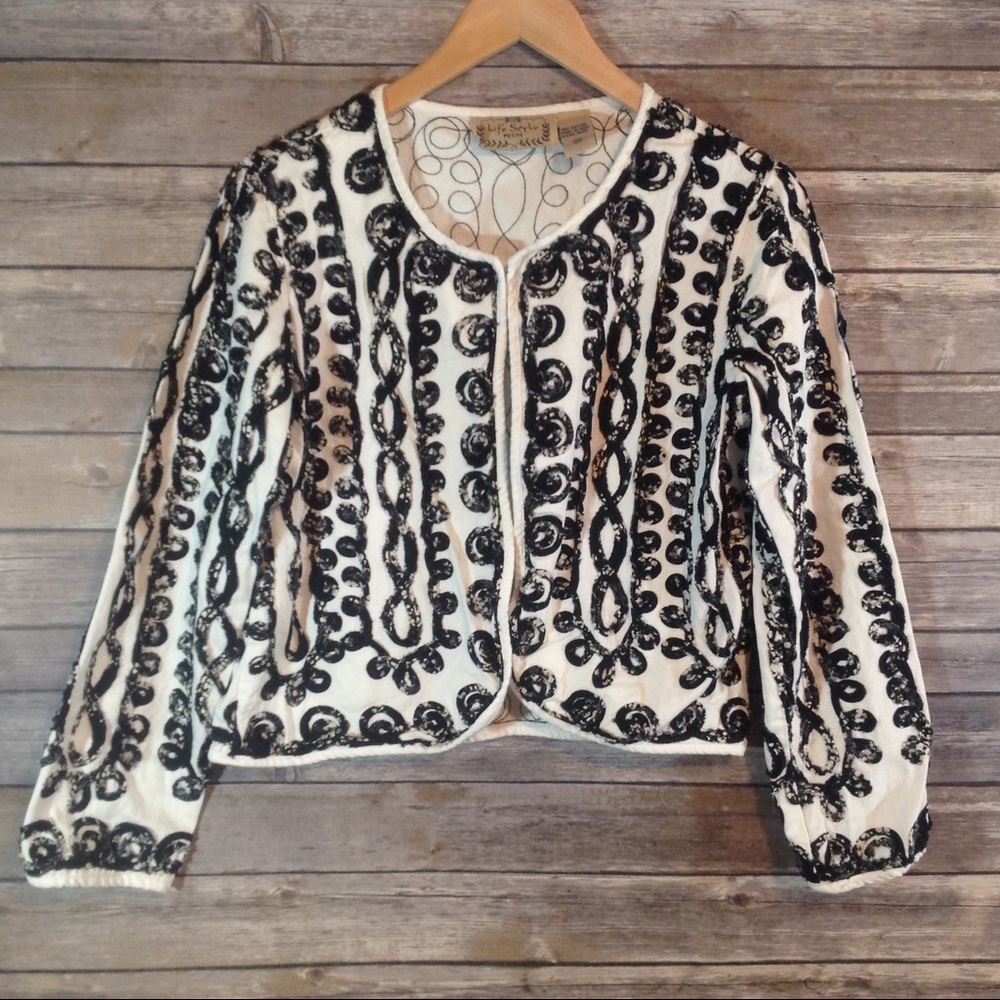Beautiful 3D Fabric Embroidered Jacket