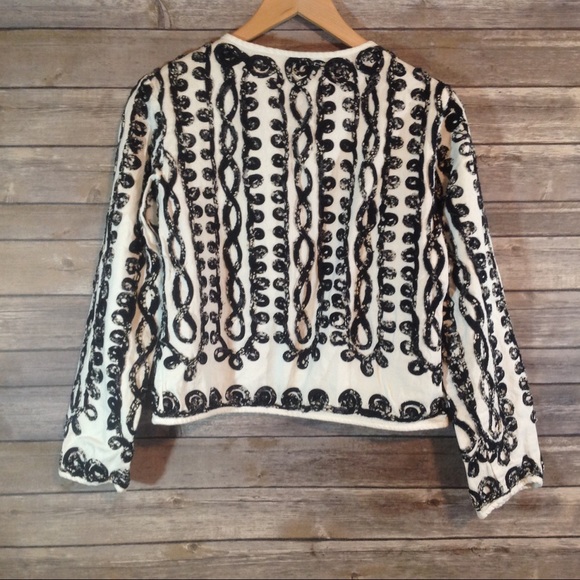 Beautiful 3D Fabric Embroidered Jacket - Picture 4 of 6