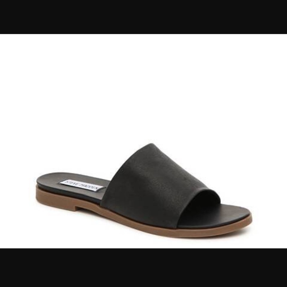 Steve Madden slip on sandal