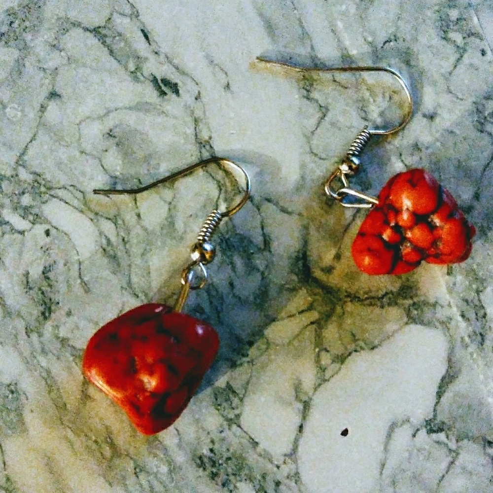 💝 Red Stone Earrings