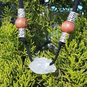 💙SALE💙 Price Firm - Quartz necklace