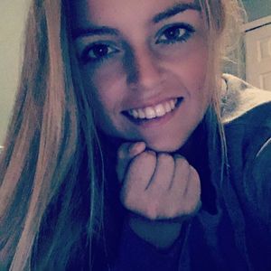 Meet your Posher, Ellee