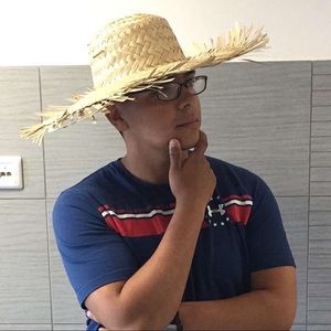 Meet your Posher, Brandon