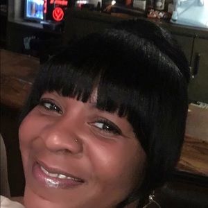 Meet your Posher, Janine