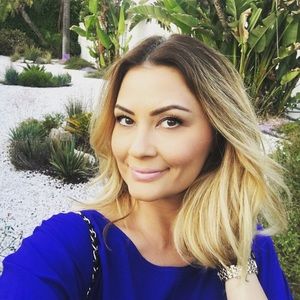 Meet your Posher, Stephanie