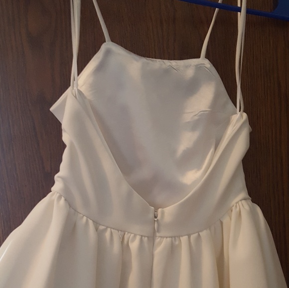 White Skater Dress - Picture 3 of 7