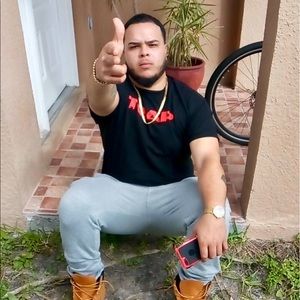 Meet your Posher, Chris