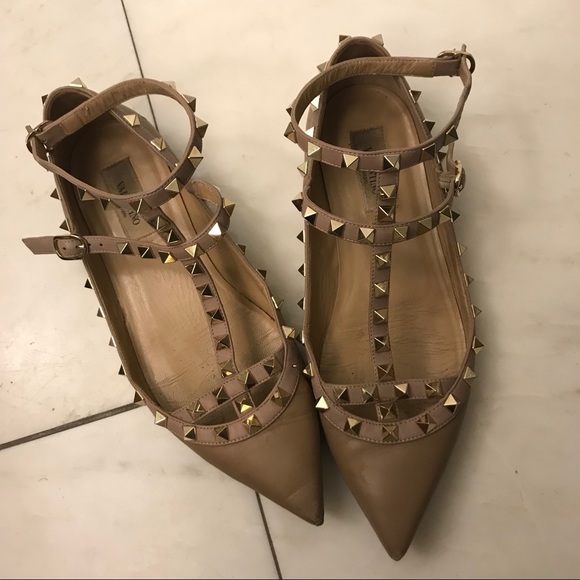 Valentino Shoes - Valentino Tan Nude Rockstud Flats