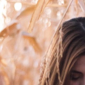 Meet your Posher, Alma