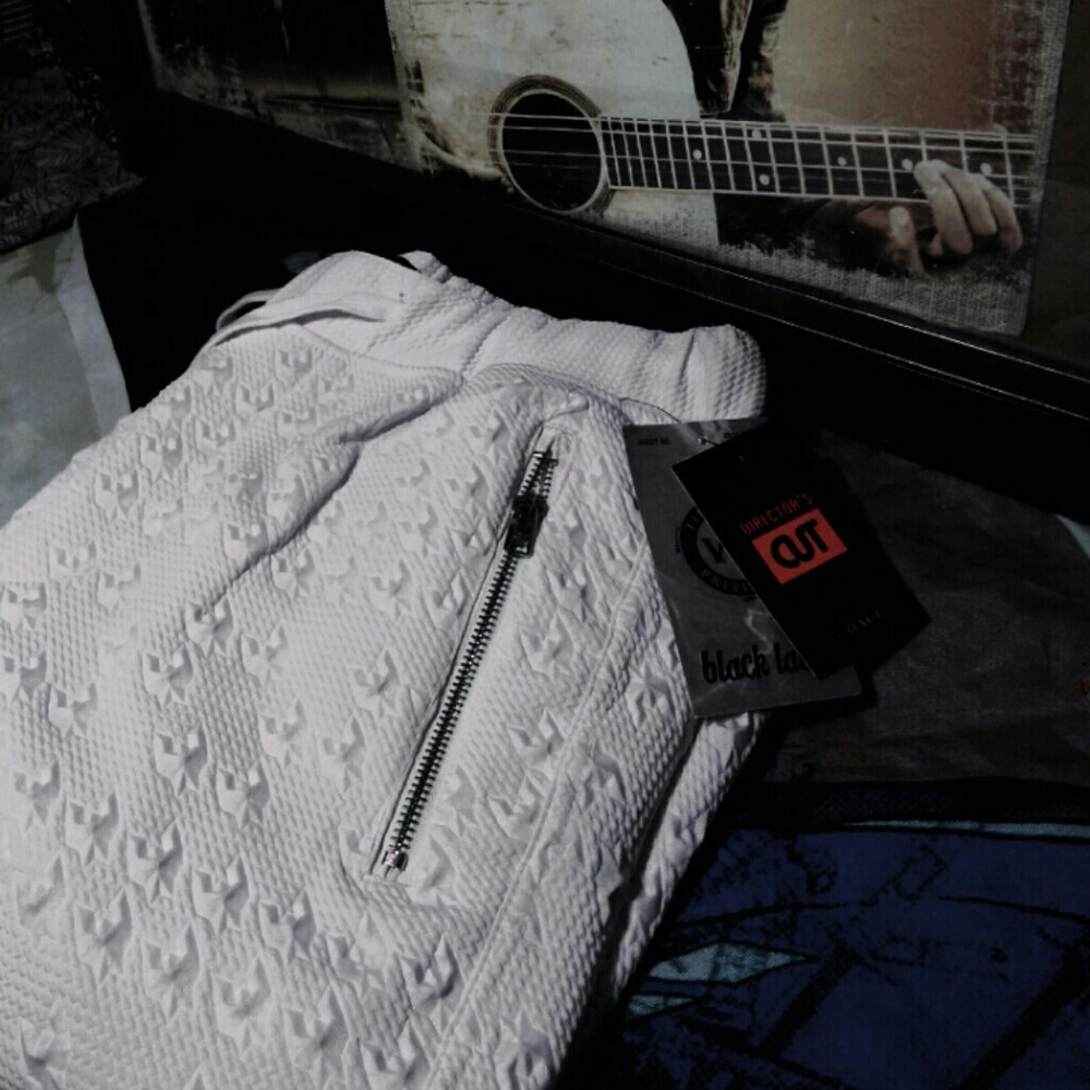 💫 EMBOSSEDshorts💫