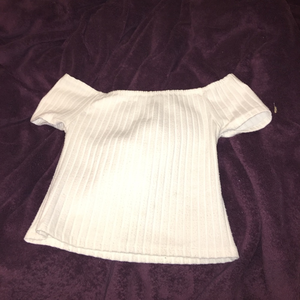 Brandy Melville white top