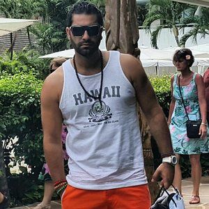 Meet your Posher, Sam