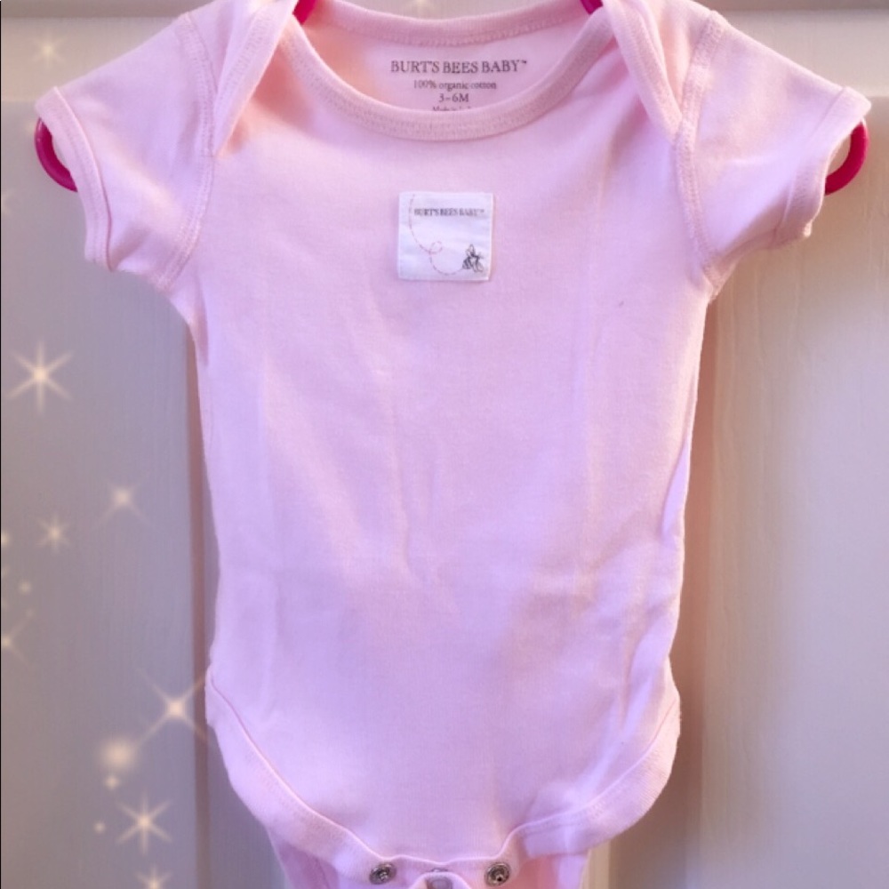 Burt’s Bees 2 Pk Baby Bodysuits!