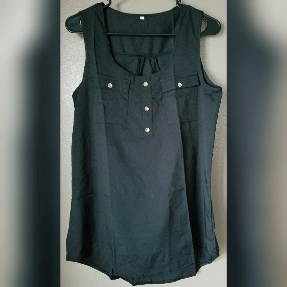 Black Sleeveless Blouse Large