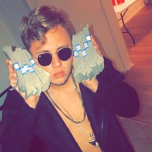 Meet your Posher, Kyle