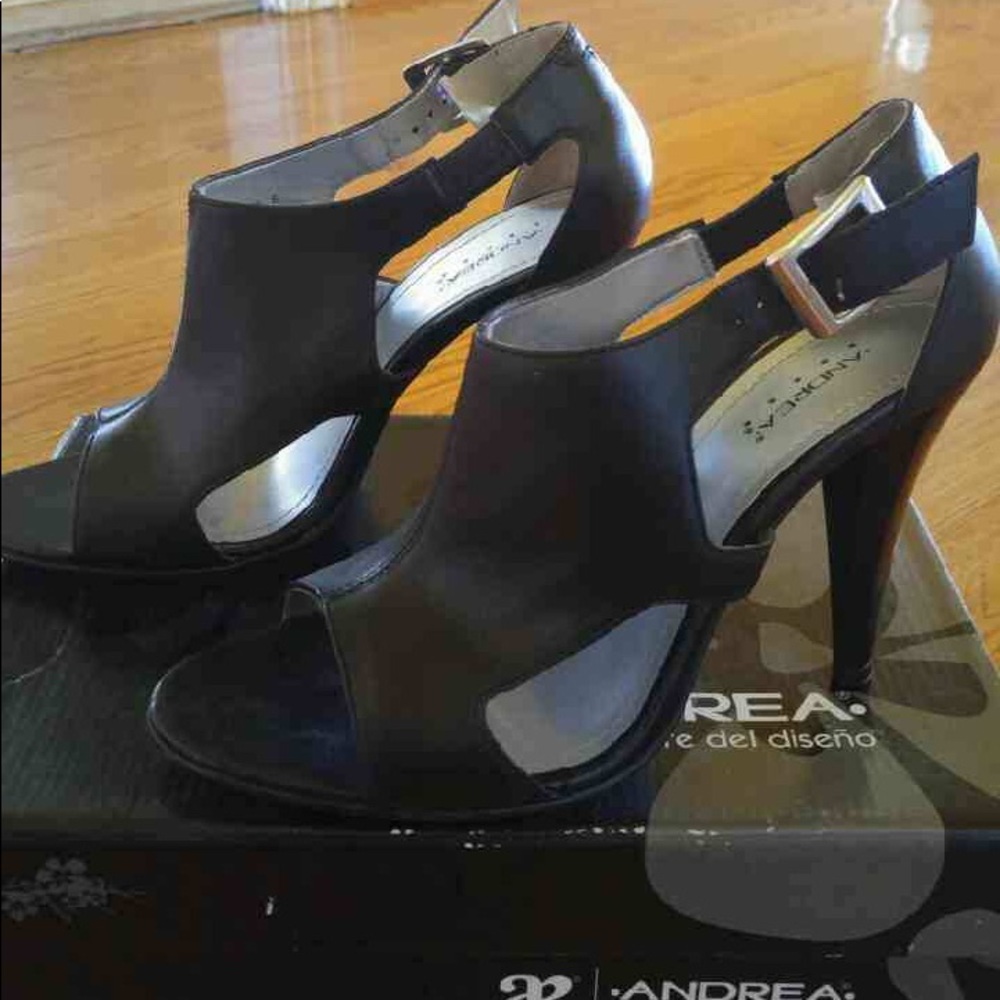 Andrea brand black heels