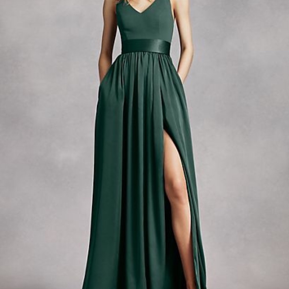 Vera Wang v neck halter with sash size 18
